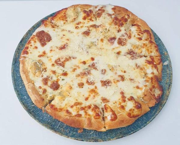 Pizza 4 Formaggi